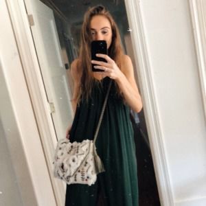 Meet your Posher, Isabella